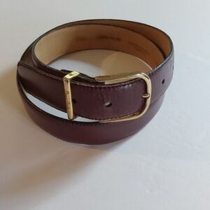 Pierre Cardin Womens Burgundy Brown Leather Belt W/ Gold Buckle Sz.Small/ Med